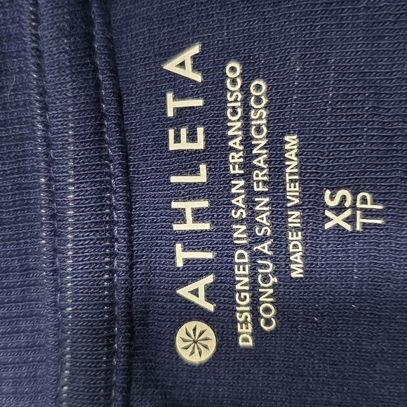 Athleta Navy Sundown Tie Die Crewneck Sweatshirt. Size XS - Picture 2 of 4